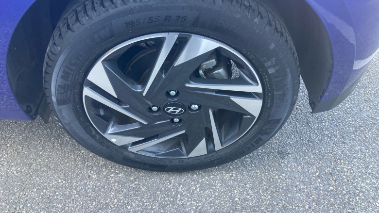 Hyundai i20 1.0T GDi 48V MHD SE Connect 5dr DCT Petrol Hatchback